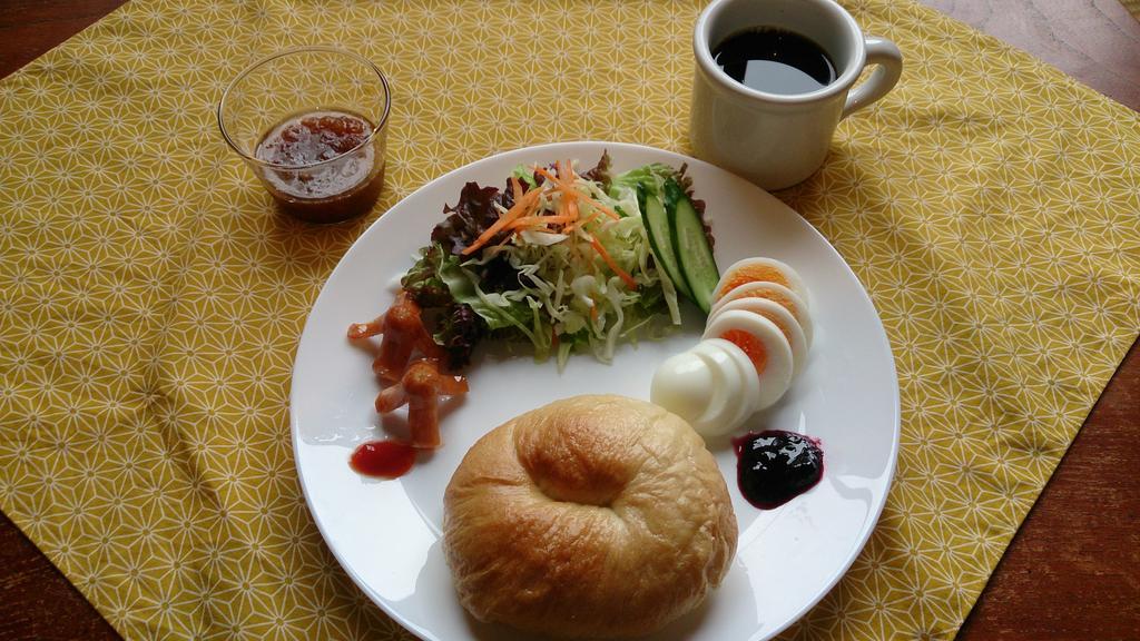 Teishaba Guesthouse&Cafe Fujiyoshida Bagian luar foto